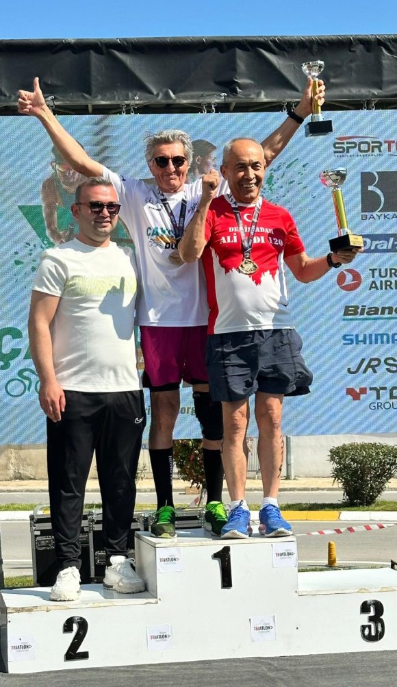 75 YAŞ ÜSTÜ KATEGORİDE BİRİNCİ OLAN MİLLİ SPORCU ALİ BIDI TÜRKİYE KUPASI SAHİBİ OLDU