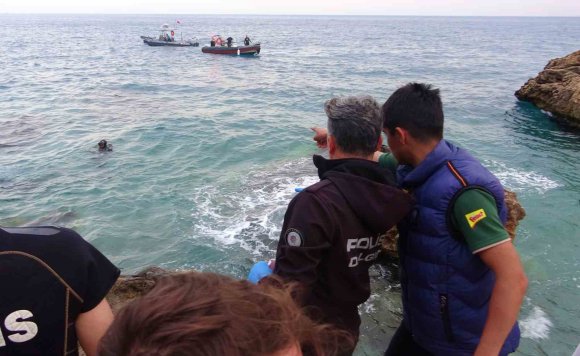 ANTALYA’DA BOĞULARAK HAYATINI KAYBEDEN GENCİN KİMLİĞİ PARMAK İZİNDEN BELİRLENDİ