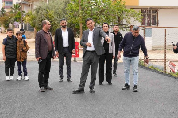 KOZAN’DA ALT YAPISI TAMAMLANAN SOKAKLAR ASFALTLANIYOR