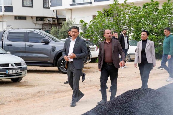 KOZAN’DA ALT YAPISI TAMAMLANAN SOKAKLAR ASFALTLANIYOR