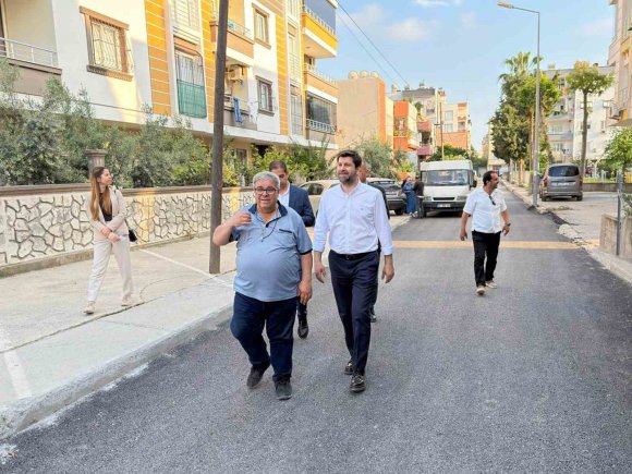 TARSUS’TA YOL YENİLEME ÇALIŞMALARI HIZ KESMİYOR