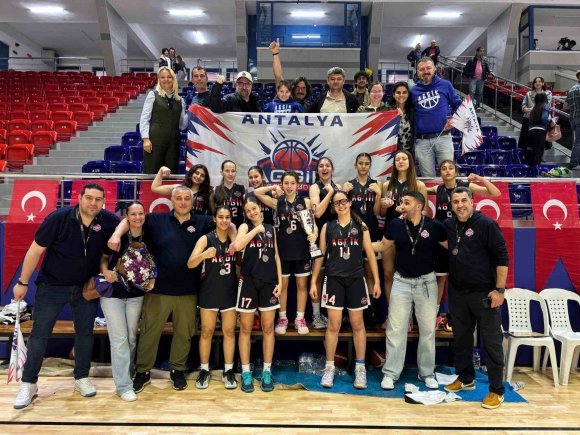 ANTALYA GELİŞİM SPOR KULÜBÜ, U14 KIZLAR TÜRKİYE ŞAMPİYONASI’NDA İKİNCİ OLDU