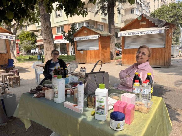 1 MAYIS’TA ÇALIŞAN SEYYAR SATICI: "İŞÇİ BAYRAMINDA EN ÇOK İŞÇİLER ÇALIŞIYOR"