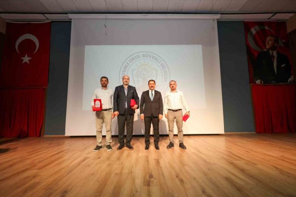 HATAY’DA GÜVENLİ OKUL GÜVENLİ GELECEK PROJESİ HAYATA GEÇİRİLDİ