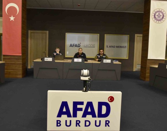 BURDUR’DA 2000 YILI ÖNCESİ YAPILAR CİDDİ RİSK TAŞIYOR
