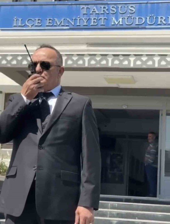 30 YILLIK TRAFİK POLİSİNDEN DUYGULANDIRAN VEDA