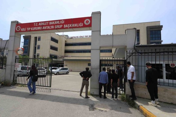 DNA TESTİ İŞLEMLERİ TAMAMLANAN KÜBRA’NIN CENAZESİ AİLESİ TARAFINDAN TESLİM ALINDI