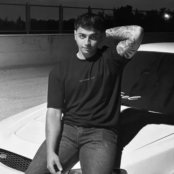 MOTOSİKLET KAZASINDA YARALANAN GENÇ, 7 GÜNLÜK YAŞAM SAVAŞINI KAYBETTİ