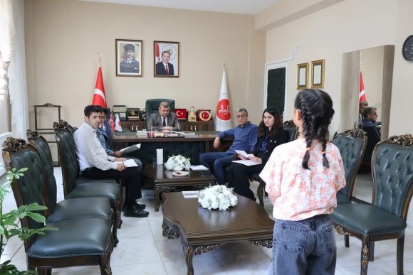 SEVGİ EVLERİNDE KALAN ÇOCUKLAR İÇİN "NAAT" ŞİİRİ YARIŞMASI DÜZENLENDİ