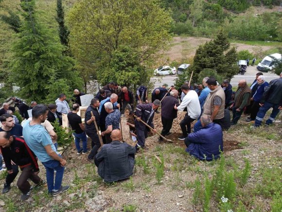 ŞELALEDE BOĞULMUŞTU, ENGELLİ GENÇ SON YOLCULUĞUNA UĞURLANDI