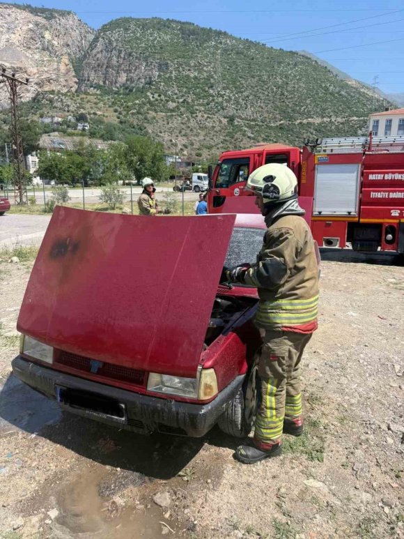 TOFAŞ’IN MOTORU ALEVLERE TESLİM OLDU