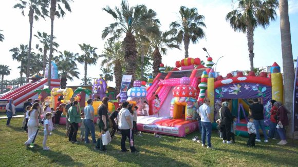 MERSİN KÜLTÜR YOLU FESTİVALİNDE COŞKULU BAŞLANGIÇ