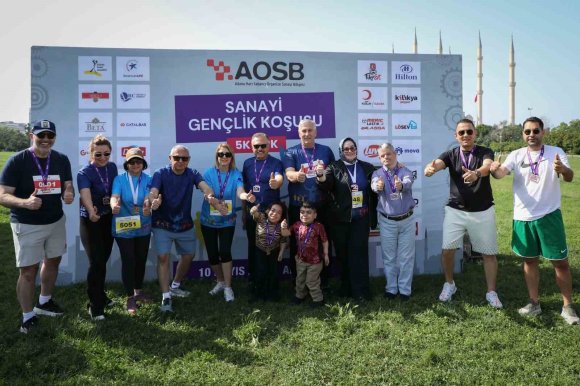AOSB SANAYİ GENÇLİK KOŞUSU ŞÖLENE DÖNÜŞTÜ
