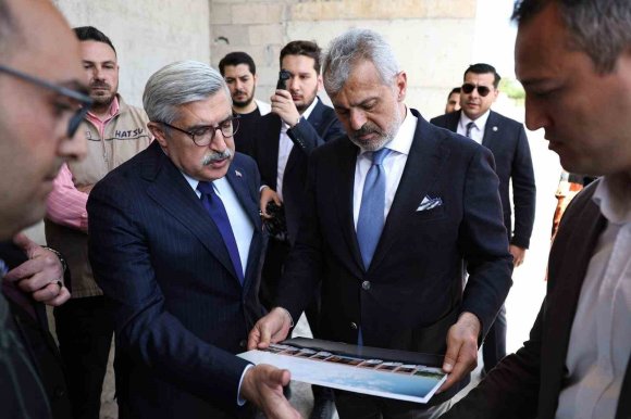 BAŞKAN ÖNTÜRK, REYHANLI’DAKİ OTOGAR PROJESİNİ İNCELEDİ
