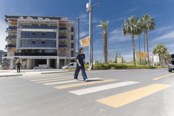 TARSUS’TA KAVŞAK DÜZENLEMESİYLE ULAŞIM DAHA GÜVENLİ HALE GELDİ