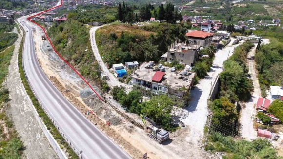 SAMANDAĞ’DA 23 MİLYON EURO’LUK DEV ALTYAPI YATIRIMINDA YÜZDE 40 SEVİYESİNE ULAŞILDI