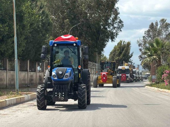 TARSUS BELEDİYESİNE YENİ HİZMET ARAÇLARI KAZANDIRILDI