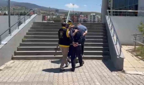 İSKENDERUN’DA HAPİS CEZASI İLE ARANAN 2 KİŞİ YAKALANDI