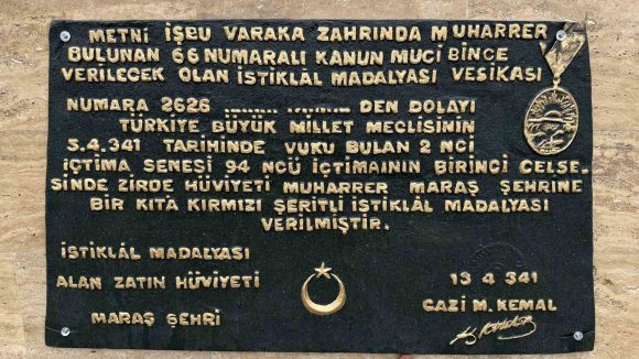 KIBRIS MEYDANI’NDAKİ ANIT YENİDEN AİT OLDUĞU YERDE