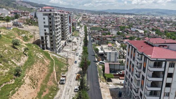 BAŞKAN GÖRGEL: "ŞEHİR TARİHİNİN EN BÜYÜK ASFALT SEFERBERLİĞİNE START VERDİK"