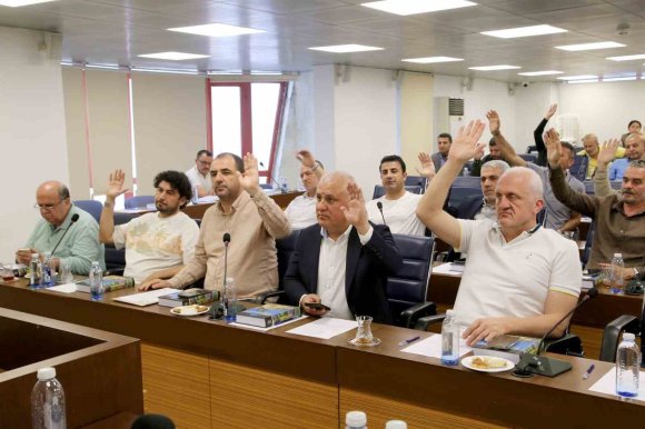 ALTSO BAŞKANI ERDEM: "AZERBAYCAN’A DÜZENLEDİĞİMİZ İŞ SEYAHATİNDE ÖNEMLİ TEMASLARDA BULUNDUK’’