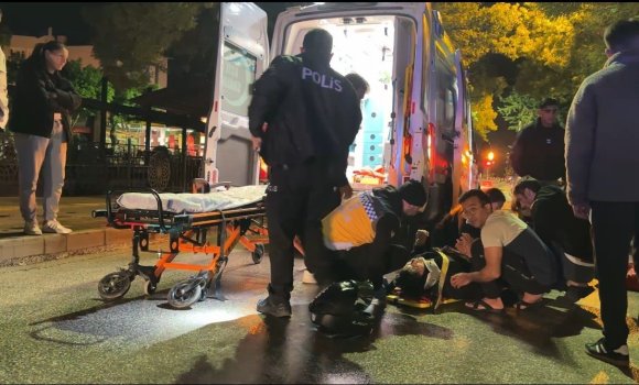 KONTROLDEN ÇIKAN MOTOSİKLET DEVRİLDİ, SÜRÜCÜSÜ YARALANDI