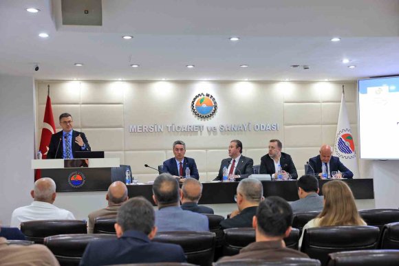 ÇAKIR: "IRAK-SURİYE-TÜRKİYE HATTI DÜNYA LOJİSTİĞİ VE EKONOMİSİNİN YENİ KORİDORU OLACAK"