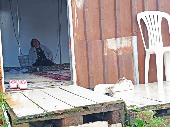 HATAY’DAKİ HEYELANDA EVLATLARINI KAYBEDEN ACILI ANNE, ÇOCUKLARINI DAHA GÜVENLİ OLDUĞU İÇİN KIZININ EVİNE GÖNDERMİŞ