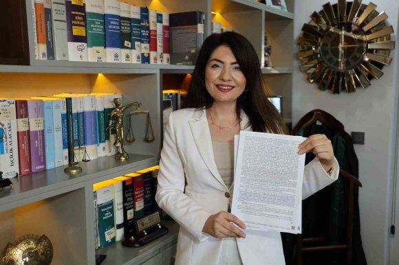 ÖZEL OKULUN FAHİŞ FİYATLA KİTAP SATIŞI DAVASINDA OKUL MÜDÜRÜNE HAPİS