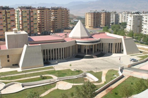 KAHRAMANMARAŞ’TA 459 MİLYON LİRALIK KÜTÜPHANE YAPILACAK