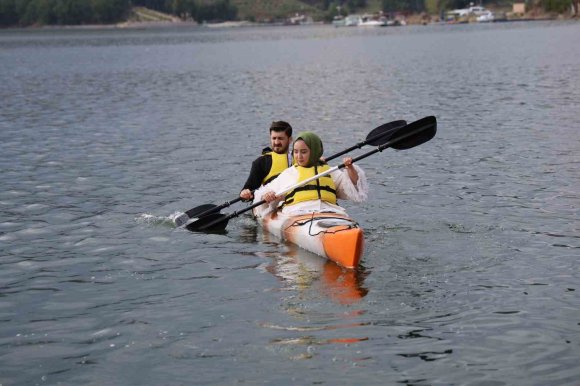 KAHRAMANMARAŞ’TA KANO KEYFİ: ’DENİZ YOK AMA SU SPORLARI VAR’