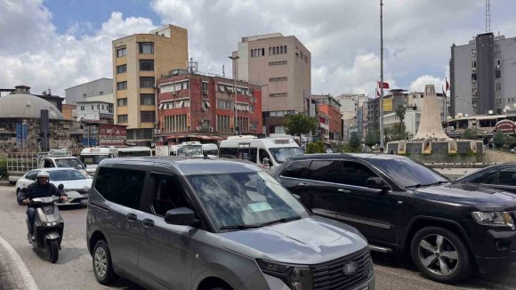 ADANA’DA GEREKSİZ KORNA KULLANIMI TEPKİ ÇEKİYOR