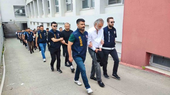 5 LİRALIK ‘HAVALA’ SİSTEMİYLE MİLYONLARCA LİRA AKLANDI