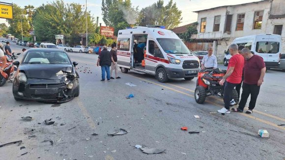 OTOMOBİLLE ÇARPIŞAN ATV’NİN SÜRÜCÜSÜ YARALANDI