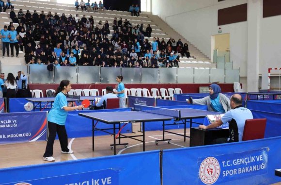 HATAY’DA 600 ÖĞRENCİ İMAM HATİP SPOR OYUNLARINDA TER DÖKTÜ