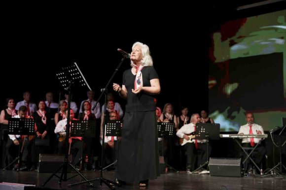 MERSİN’DE KUŞAKLAR AYNI SAHNEDE BULUŞTU