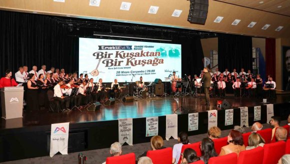MERSİN’DE KUŞAKLAR AYNI SAHNEDE BULUŞTU