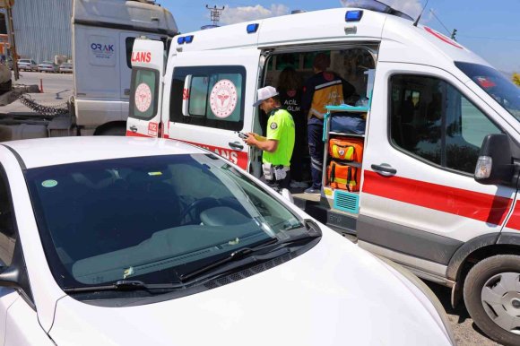 KAHRAMANMARAŞ’TA 2 FARKLI TRAFİK KAZASINDA 2 KİŞİ YARALANDI