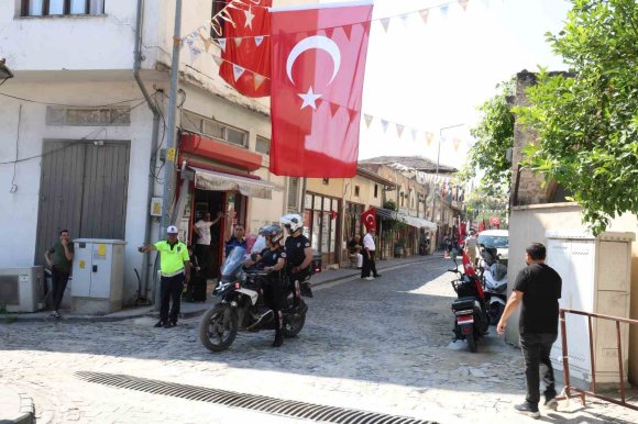 MEZALİM FIRINI, KOZAN’IN KURTULUŞUNUN 106. YIL DÖNÜMÜNDE ZİYARETÇİLERİNİ AĞIRLADI
