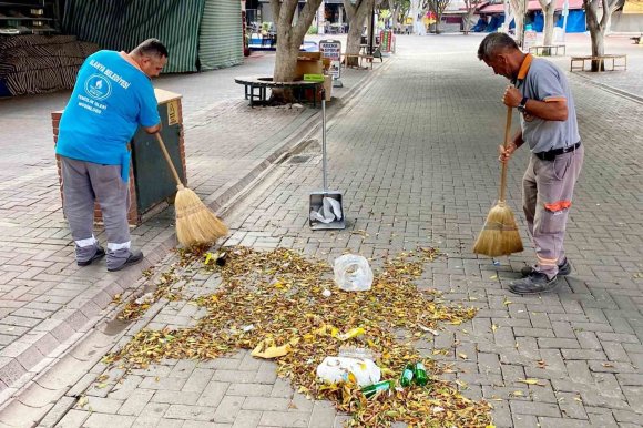 ALANYA’DA BAYRAMDA 9 GÜNDE 10 BİN 578 TON ATIK TOPLANDI