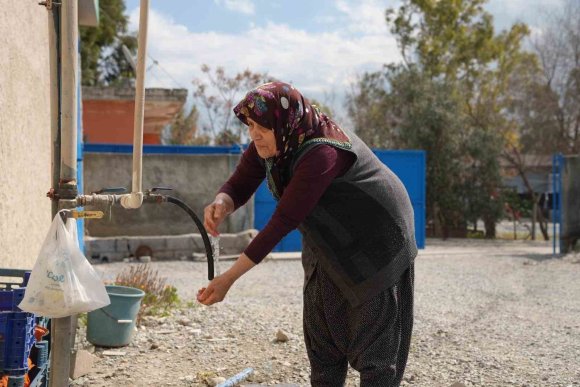 TARSUS’UN İKİ MAHALLESİNDE İÇME SUYU SORUNU ÇÖZÜLDÜ