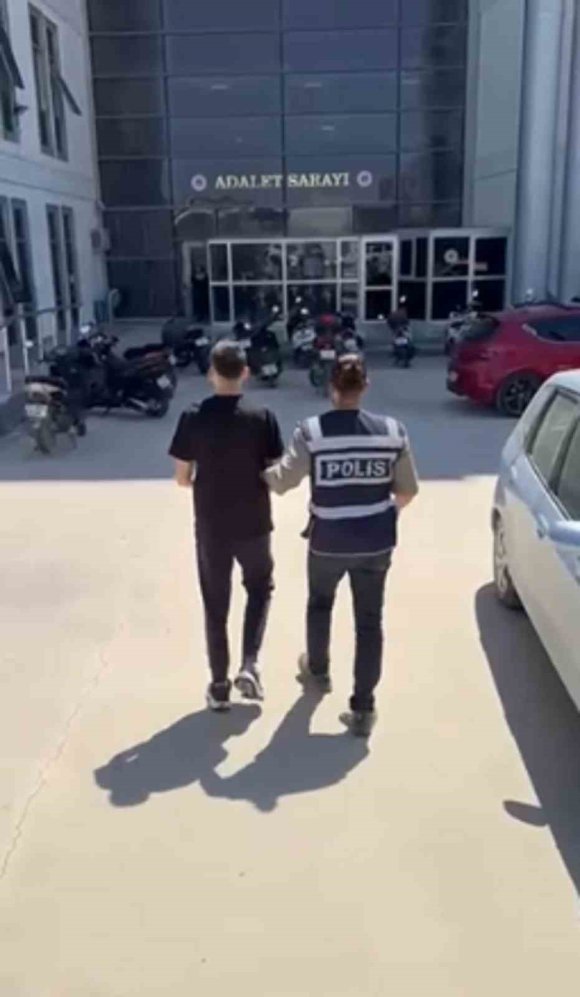 HATAY’DA HAPİS CEZASI İLE ARANAN 2 KİŞİ TUTUKLANDI