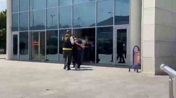 İSKENDERUN’DA HAPİS CEZASI İLE ARANAN 4 KİŞİ YAKALANDI