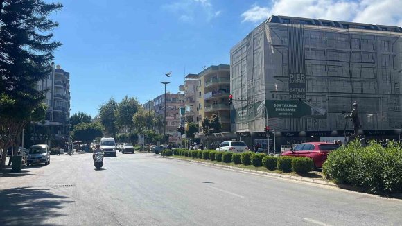 24 İLÇEDE NÜFUSUYLA İLK SIRADA OLAN ALANYA İLÇESİNDE İL OLMA BEKLENTİSİ