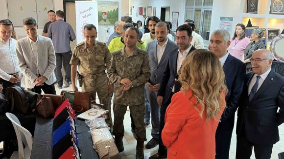 OSMANİYE’DE "HAYAT BOYU ÖĞRENME HAFTASI" KAPSAMINDA SERGİ AÇILDI