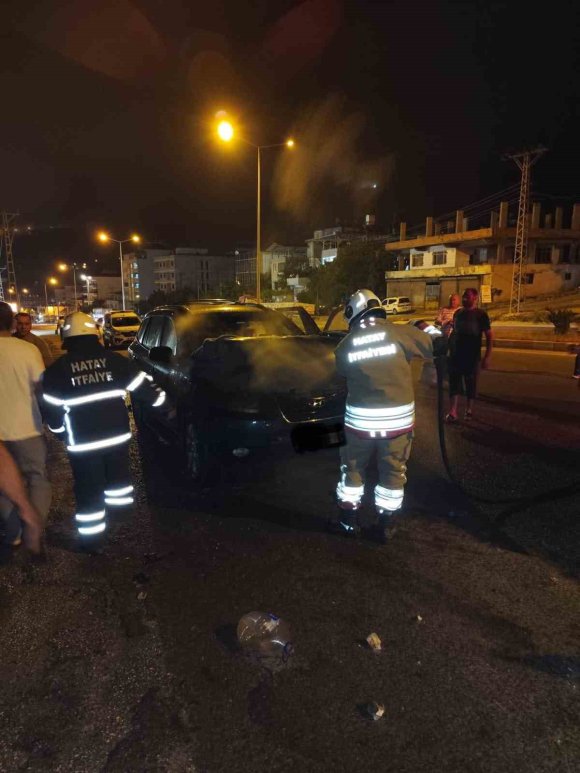 BELEN’DE OTOMOBİL YANGINI