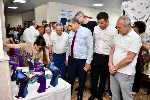 SİLİFKE HALK EĞİTİMİ MERKEZİ SERGİSİ AÇILDI