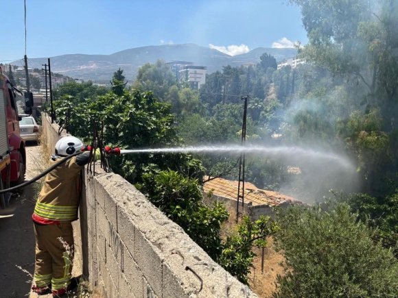 KIRIKHAN’DA BAHÇE YANGINI