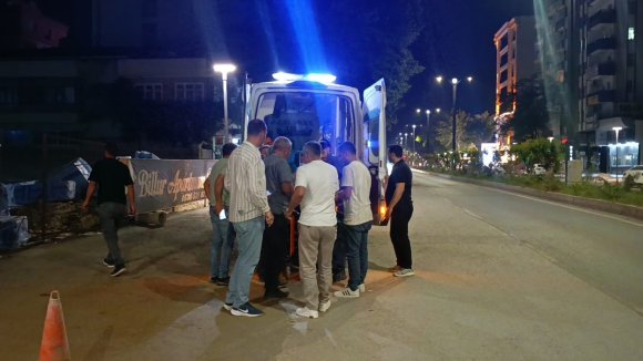 EVİNE GİDERKEN ASANSÖR BOŞLUĞUNA DÜŞÜP AĞIR YARALANDI