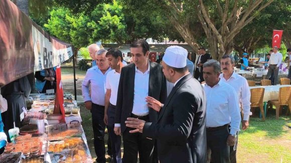 BOZYAZI’DA KUR’AN KURSU ÖĞRENCİLERİ İÇİN HAYIR ÇARŞISI AÇILDI